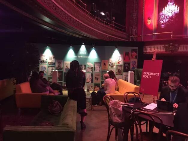 一直被視為酒店業(yè)威脅的Airbnb，它的野心可不止于此