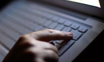 人與機(jī)器人的情感戲即將成真嗎？