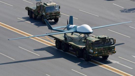 北航另一款無人機BZK-005型無人機在九三閱兵上首次公開亮相_宇辰網(wǎng)_讓世界讀懂無人機_全球?qū)I(yè)無人機服務(wù)資訊平臺