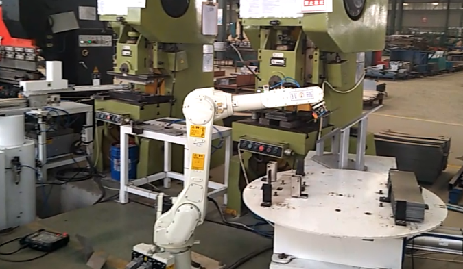 震驚中國(guó)的工業(yè)大佬會(huì)干什么？