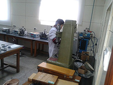 技術(shù)中心對軸承進行檢驗