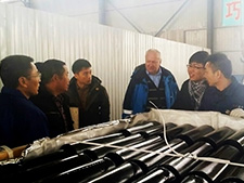 德國(guó)廠里檢驗(yàn)貨物19