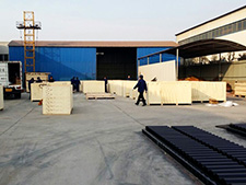 德國(guó)廠里檢驗(yàn)貨物22