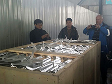 德國(guó)廠里檢驗(yàn)貨物23